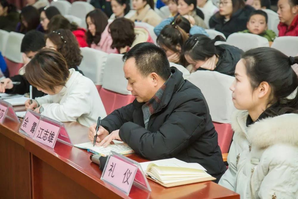 CMS湖北大型公益讲座暨武汉运管中心第1期蒙台梭利3-6岁中级教师认证班开班(图9)