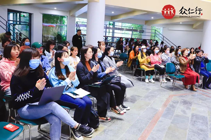 校企合作 | 携手四川国际标榜职业学院共建蒙台梭利师训基地(图5)